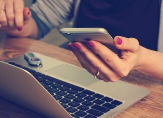 W co zapakować telefon na kajaki? W co zapakować telefon na kajaki?