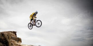 Czy jazda na desce snowboardowej jest trudna?